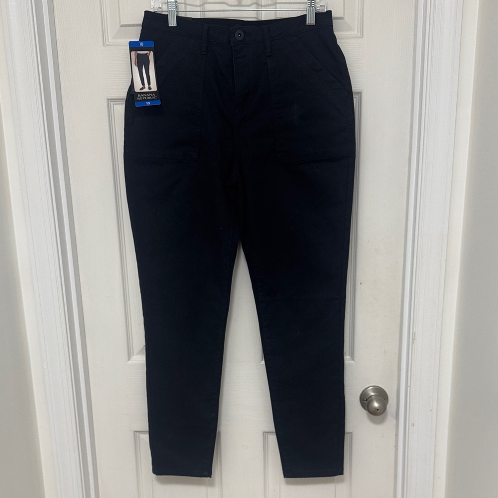 Banana Republic Women’s Black Chinos NWT
